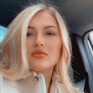 Meet your Posher, Ally